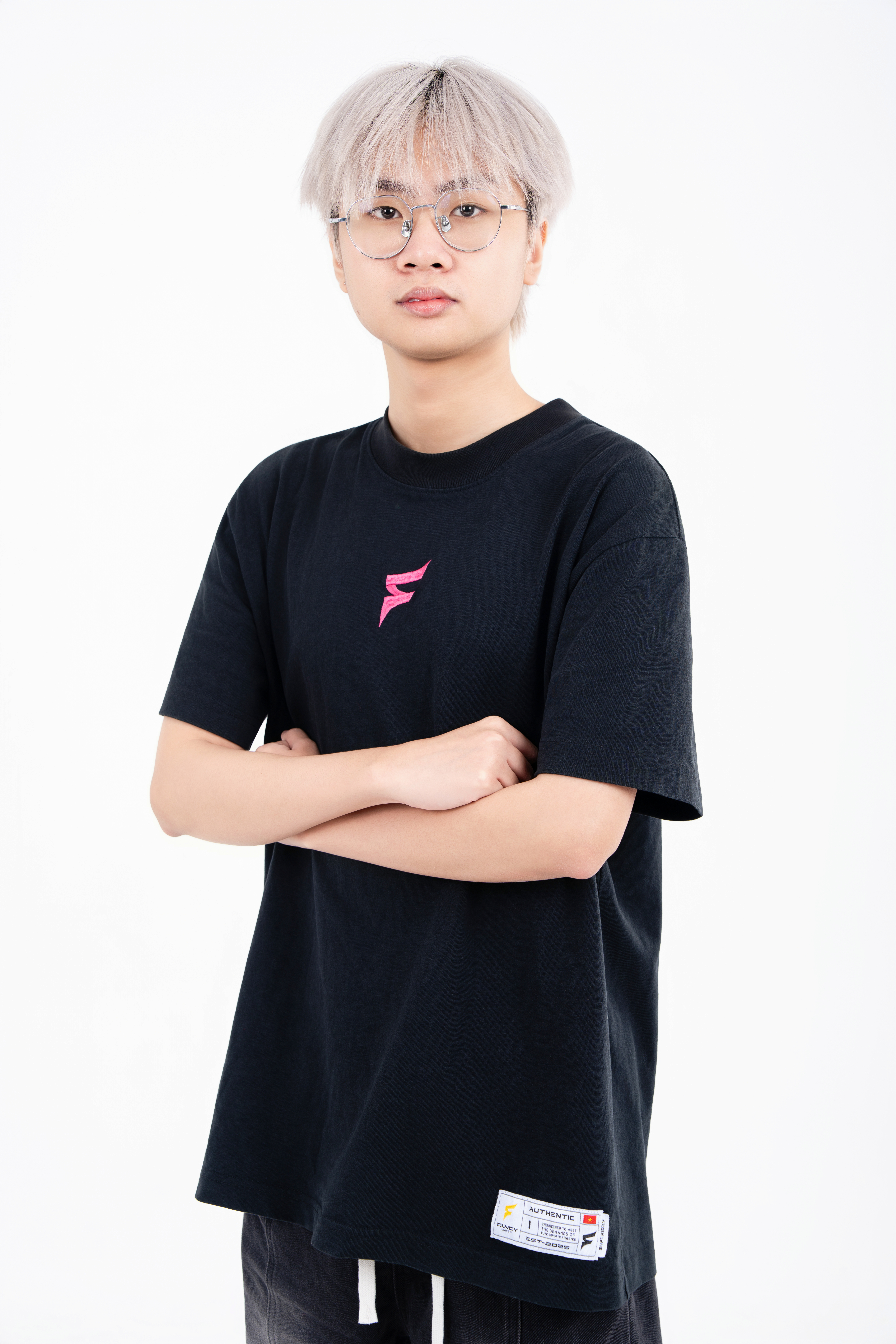 CORE SIGNATURE TEE 2