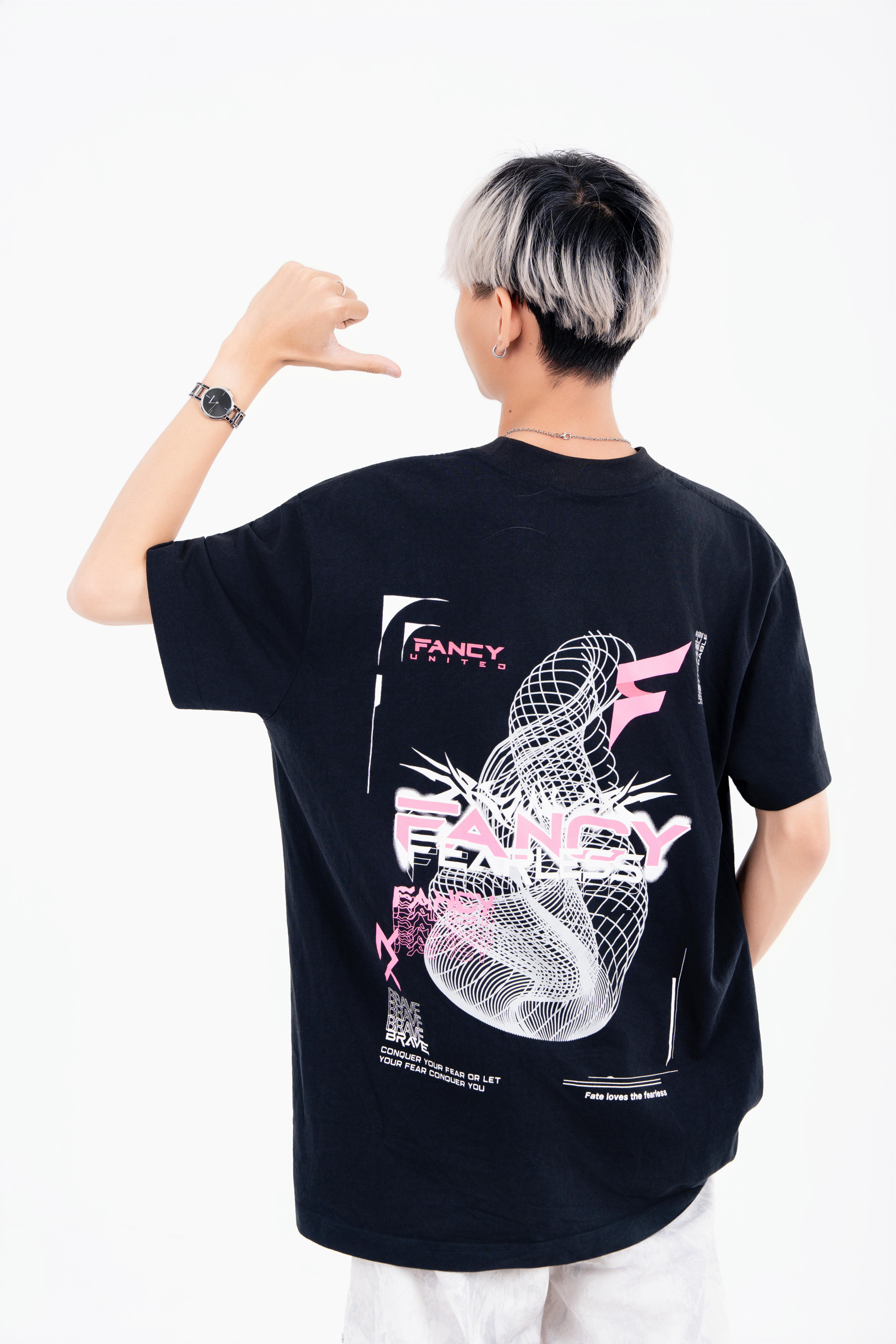 CORE SIGNATURE TEE 3